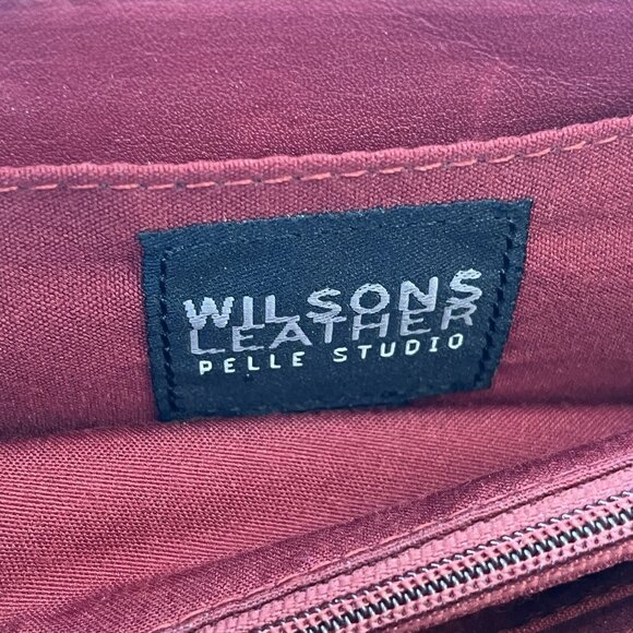 Wilson's Leather Pelle Studio Red Wristlet Wallet Credit Card Holiday Christmas - Picture 4 of 16